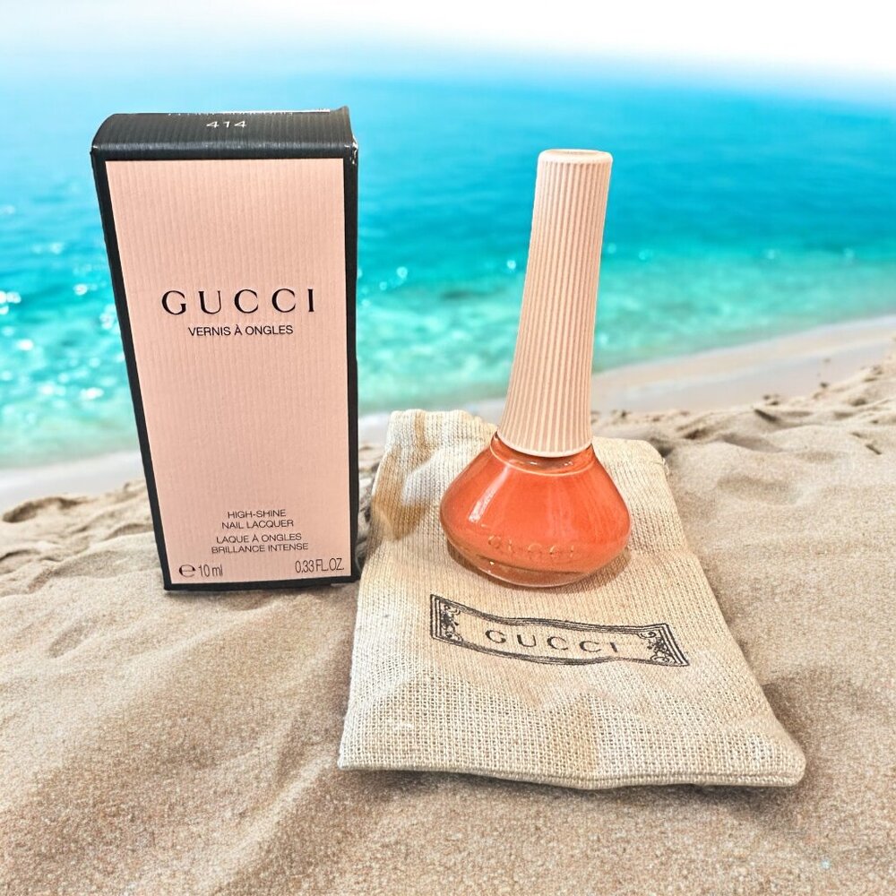 🐥 SOLD!!! 🐥 Gucci High-Shine Nail Lacquer - "PEGGY SUNBORN" 414 - Picture 1 of 3